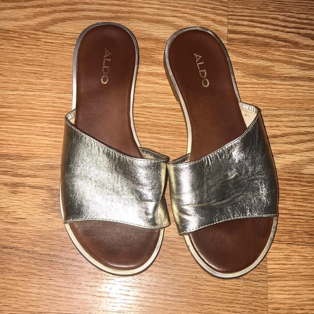 Metallic Flats